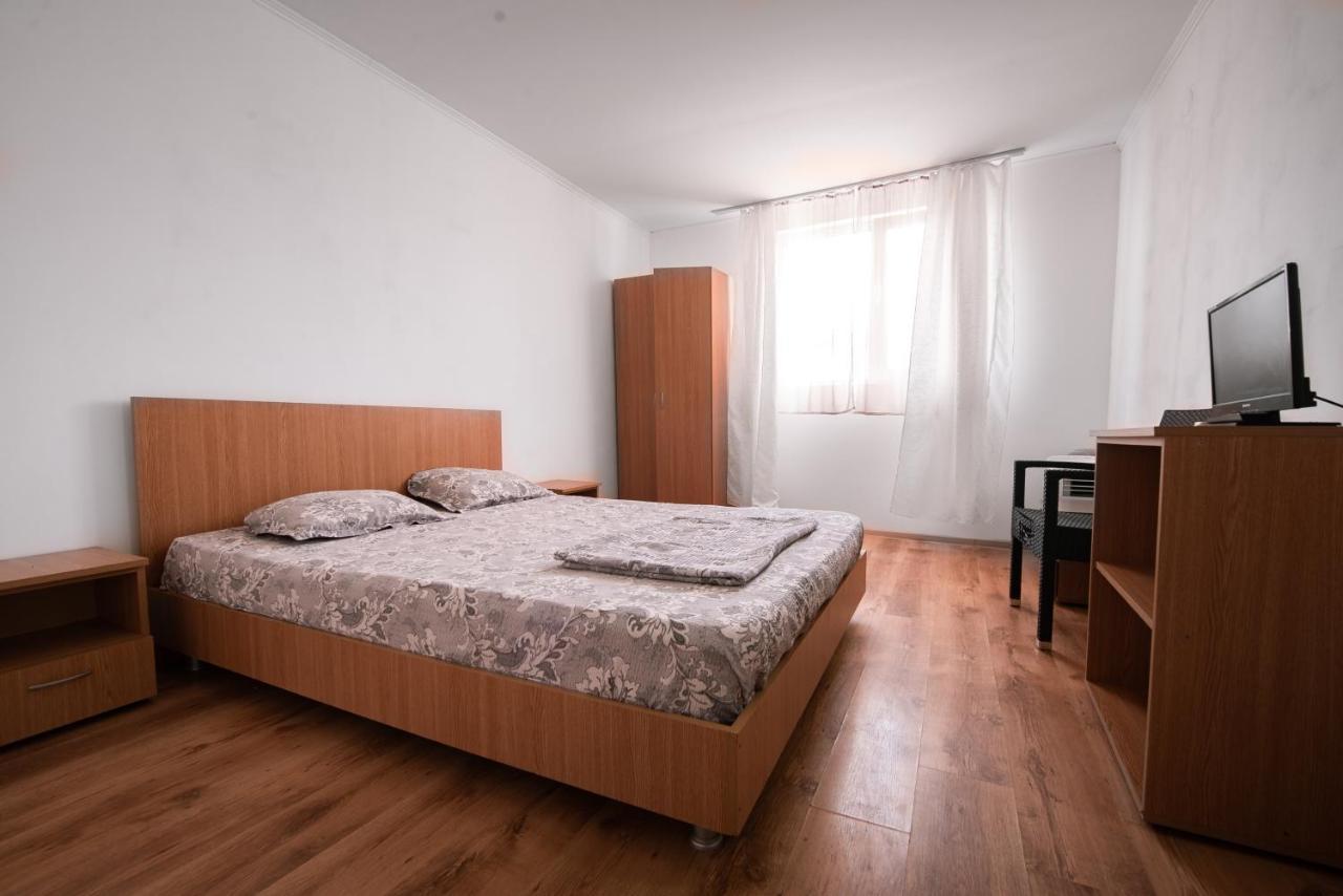 Pensiunea Faleza Mangalia Ngoại thất bức ảnh